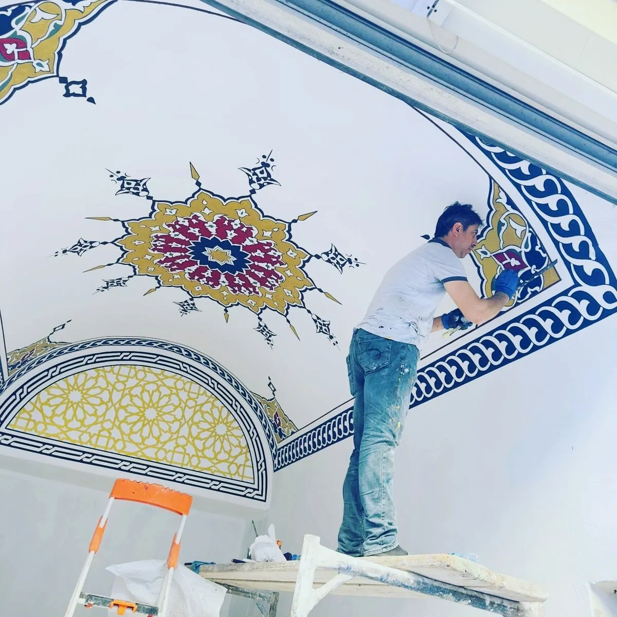 Cami Nakkaş ustası 